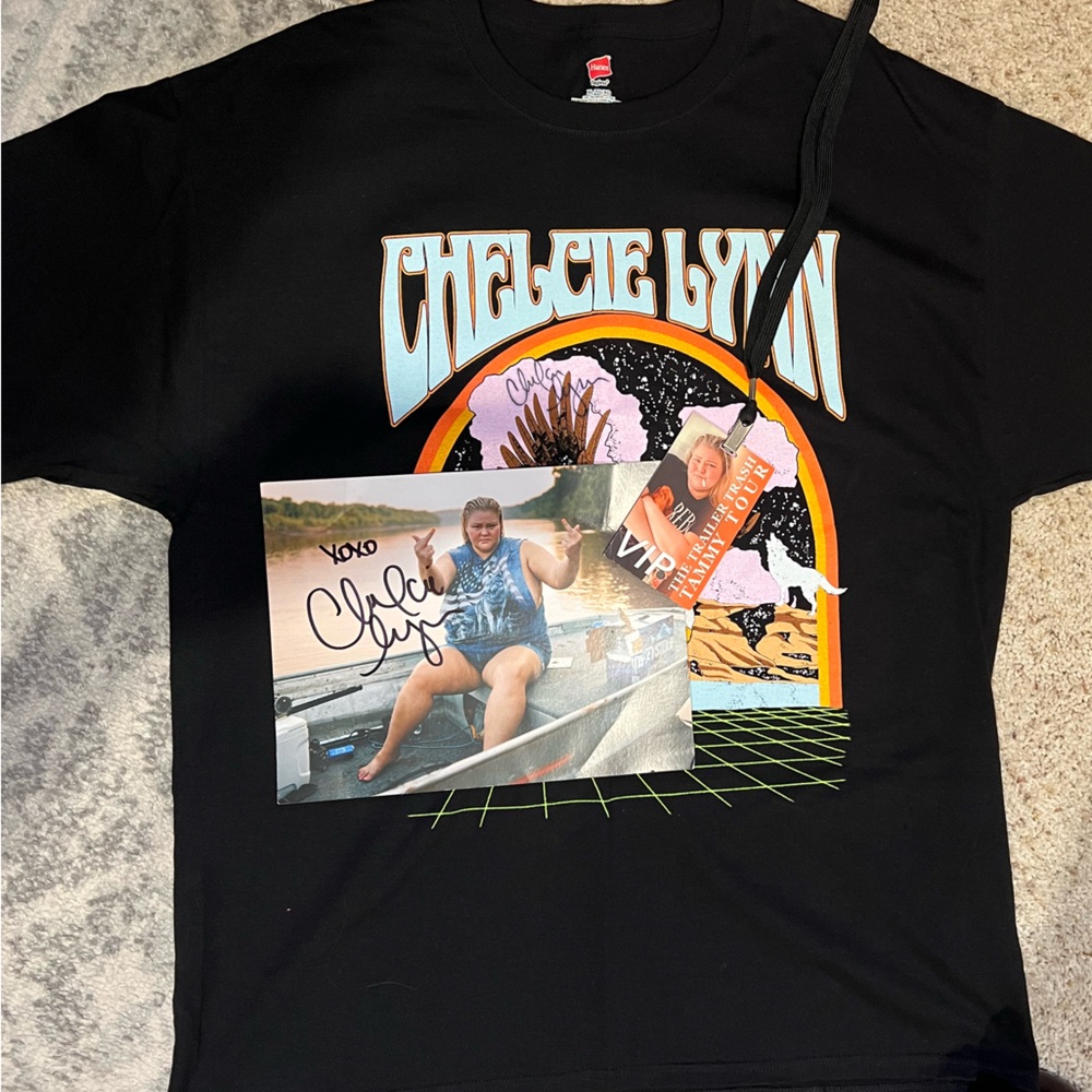 Signed Chelcie Lynn Trailer Trash Tammy shirt memorabilia